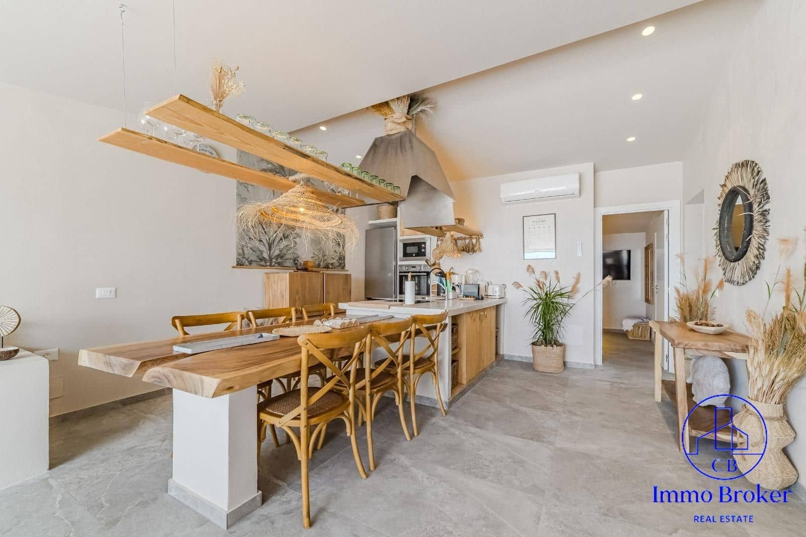 5 soveværelse Villa til salg i Chayofa med swimmingpool garage - € 1.522.500 (Ref: 10127704)