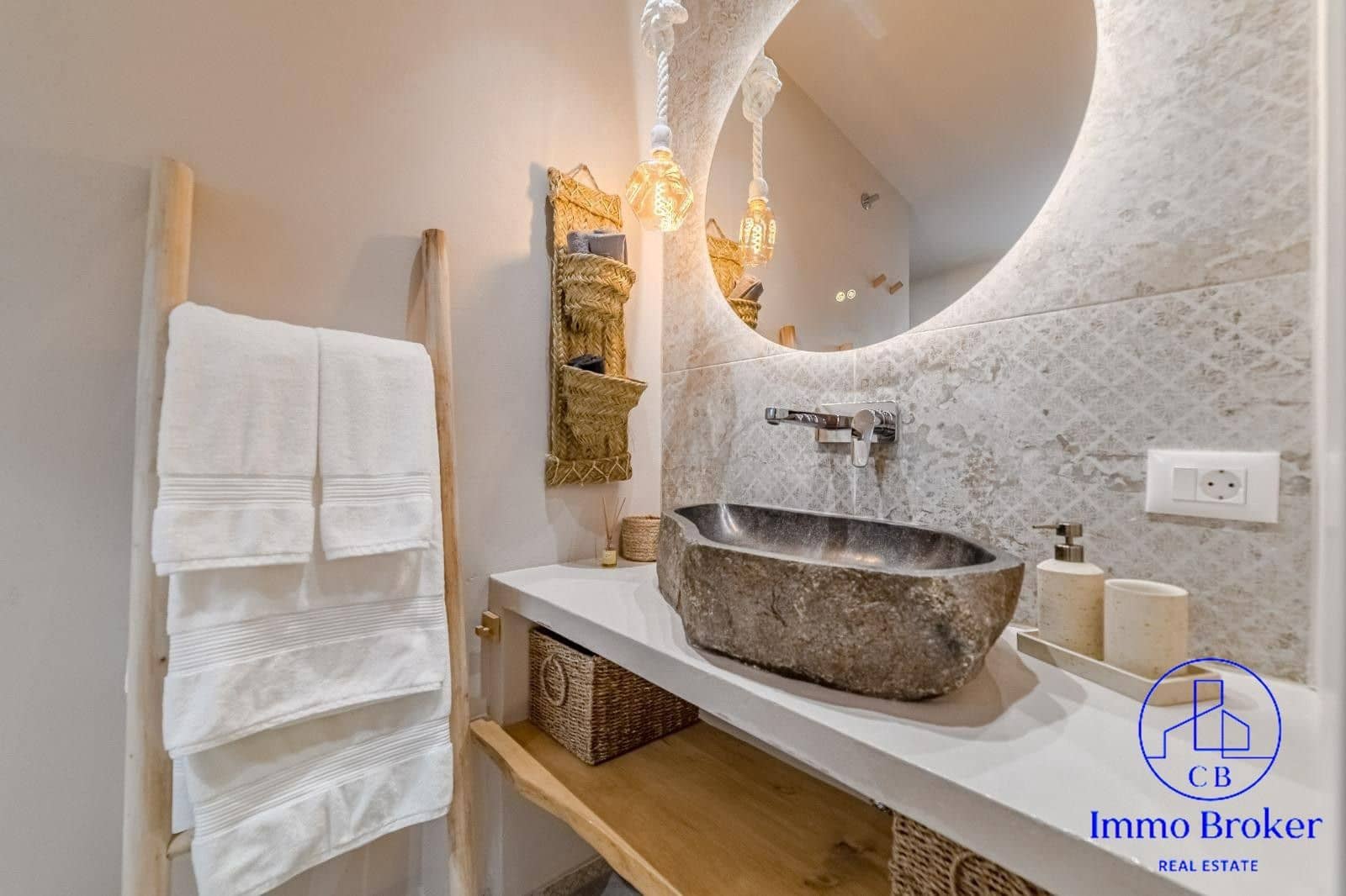 5 soveværelse Villa til salg i Chayofa med swimmingpool garage - € 1.522.500 (Ref: 10127704)