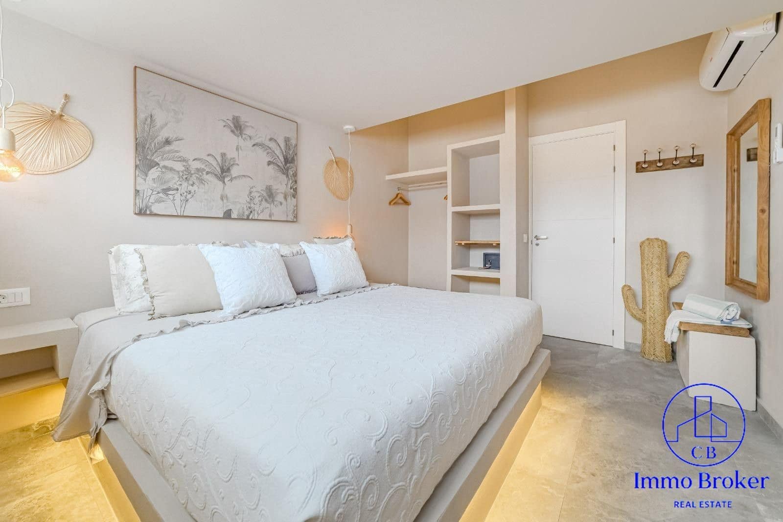 5 soveværelse Villa til salg i Chayofa med swimmingpool garage - € 1.522.500 (Ref: 10127704)