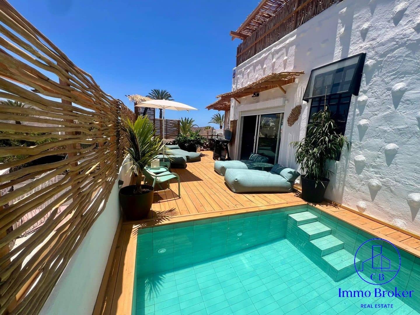 5 soveværelse Villa til salg i Chayofa med swimmingpool garage - € 1.522.500 (Ref: 10127704)