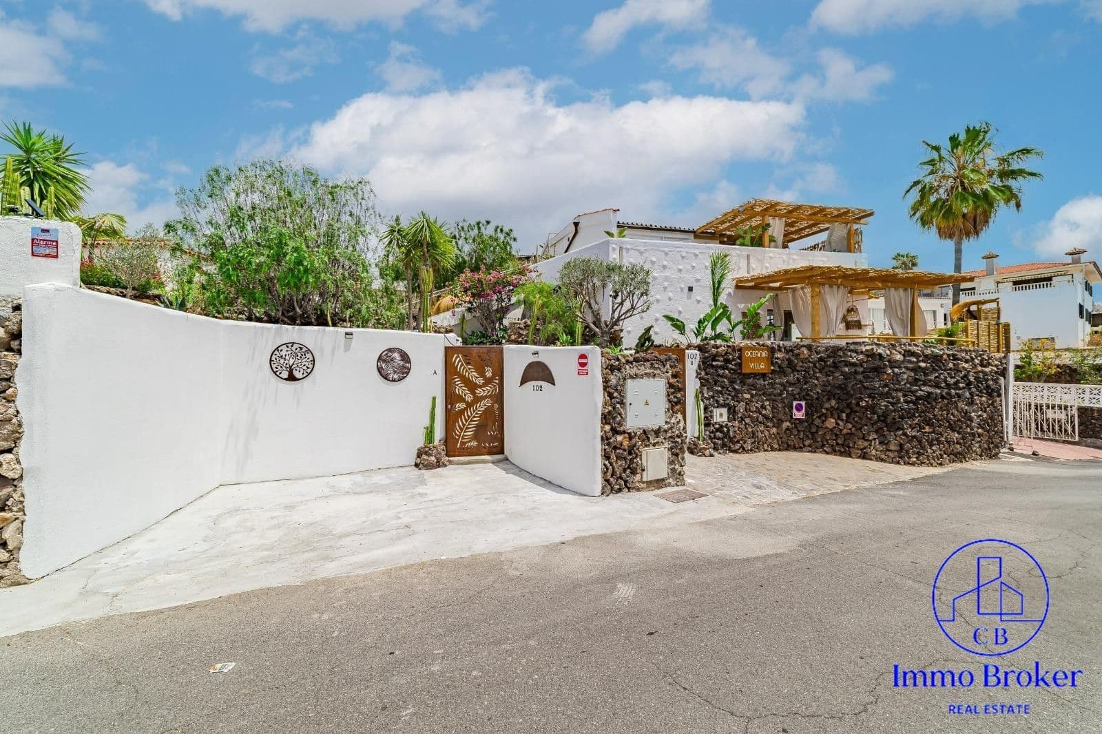 5 soveværelse Villa til salg i Chayofa med swimmingpool garage - € 1.522.500 (Ref: 10127704)