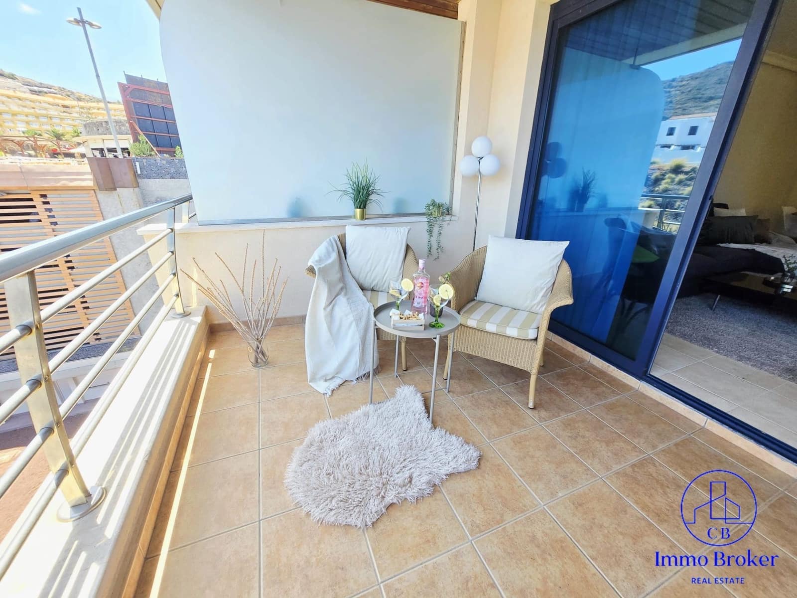 2 sypialnia Penthouse na sprzedaż w Puerto Santiago z basenem garażem - 670 000 € (Ref: 10148298)