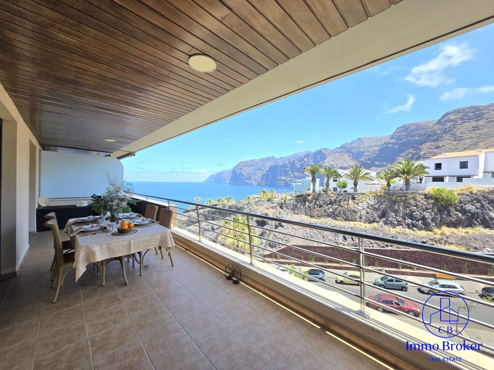 2 sypialnia Penthouse na sprzedaż w Puerto Santiago z basenem garażem - 670 000 € (Ref: 10148298)