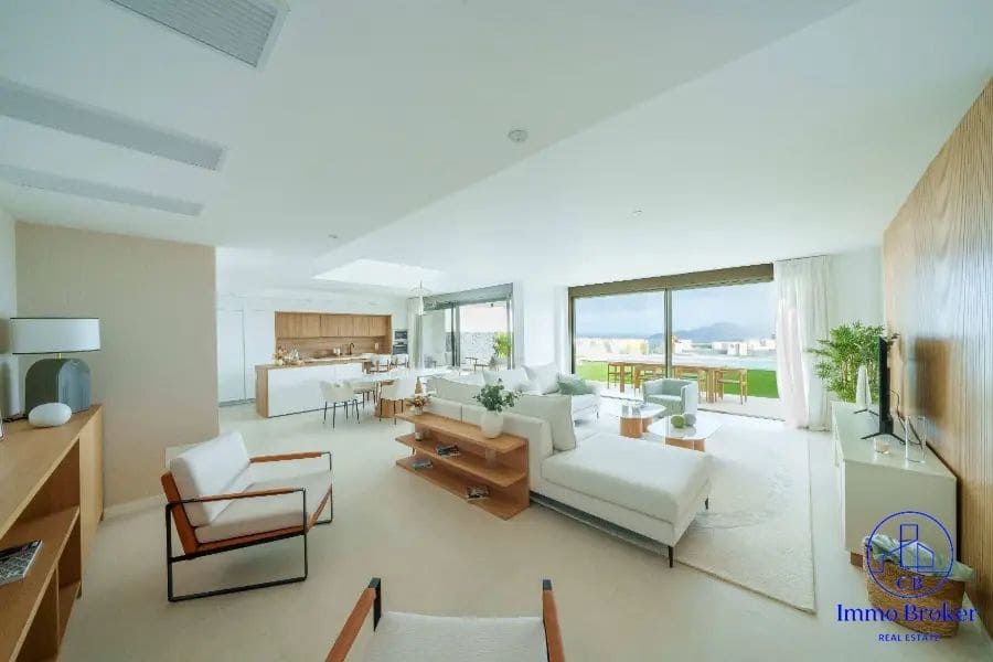 3 chambre Villa/Maison Semi-Mitoyenne à vendre à Las Palmas de Gran Canaria avec piscine garage - 998 000 € (Ref: 9471834)