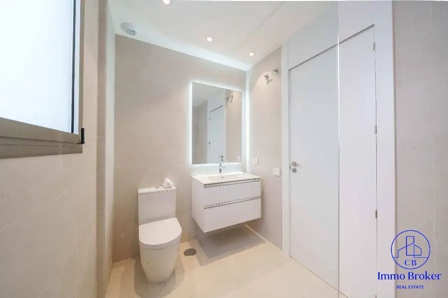 3 chambre Villa/Maison Semi-Mitoyenne à vendre à Las Palmas de Gran Canaria avec piscine garage - 998 000 € (Ref: 9471834)