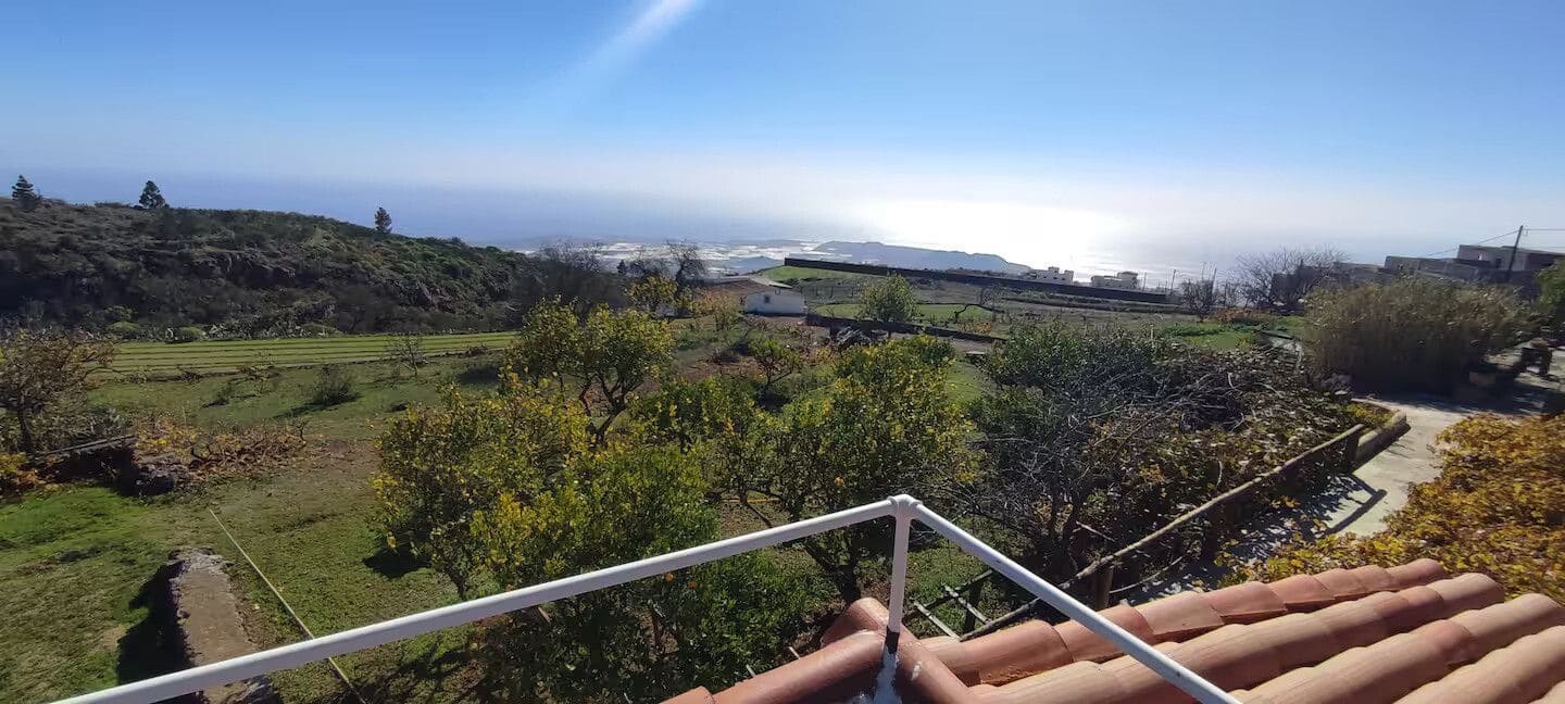 5 bedroom Finca/Country House for sale in Vilaflor with garage - € 890,000 (Ref: 9471847)