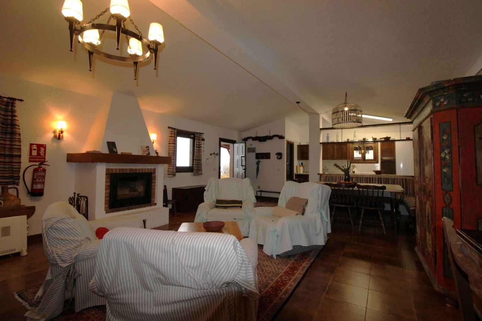 5 bedroom Finca/Country House for sale in Vilaflor with garage - € 890,000 (Ref: 9471847)