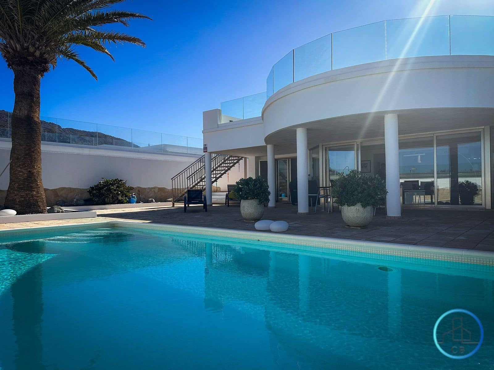 4 bedroom Villa for sale in Arona with pool garage - € 1,395,000 (Ref: 9471848)