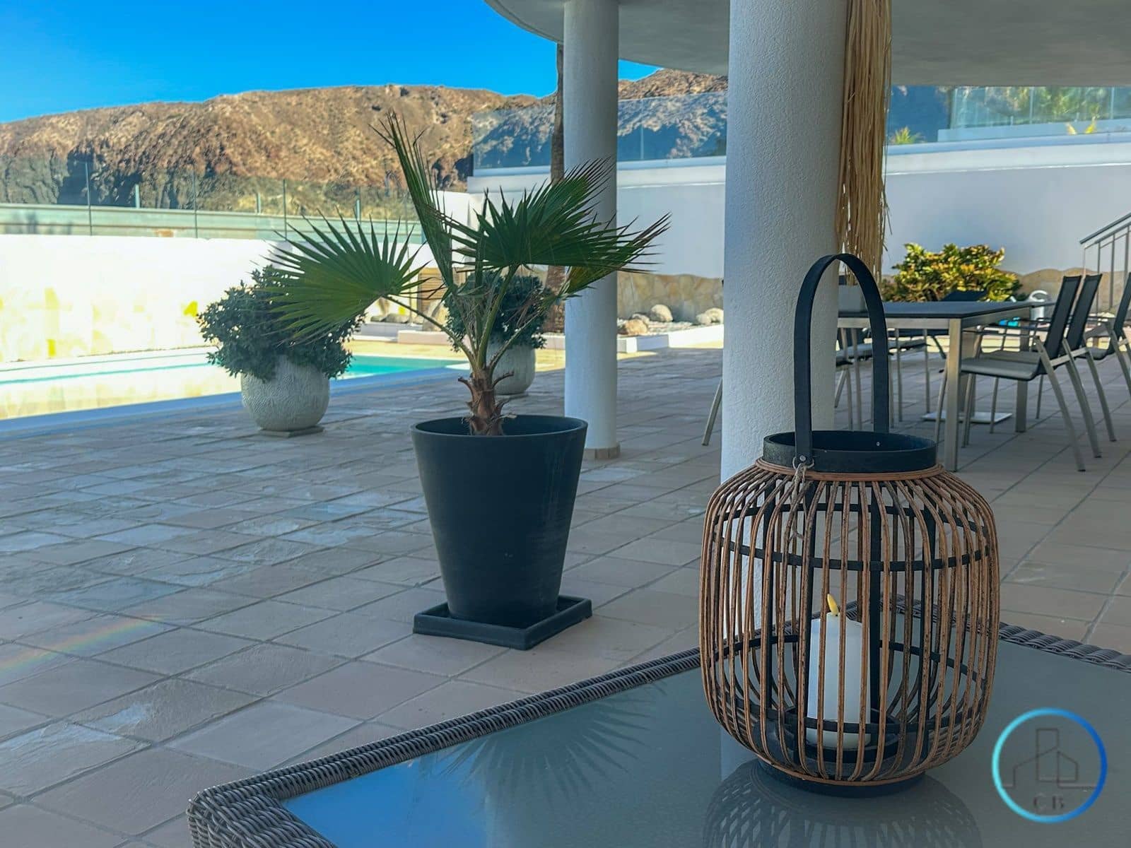 4 bedroom Villa for sale in Arona with pool garage - € 1,395,000 (Ref: 9471848)