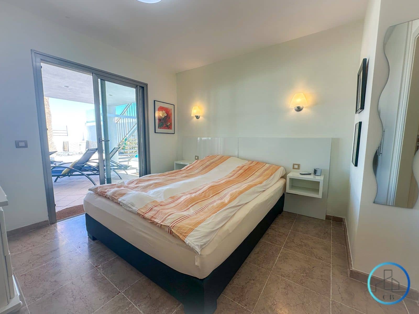 4 bedroom Villa for sale in Arona with pool garage - € 1,395,000 (Ref: 9471848)