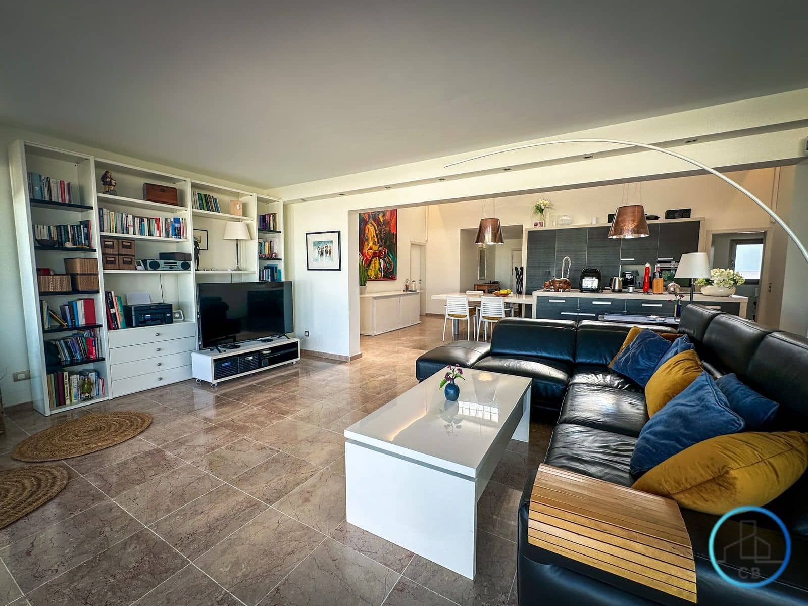 4 bedroom Villa for sale in Arona with pool garage - € 1,395,000 (Ref: 9471848)