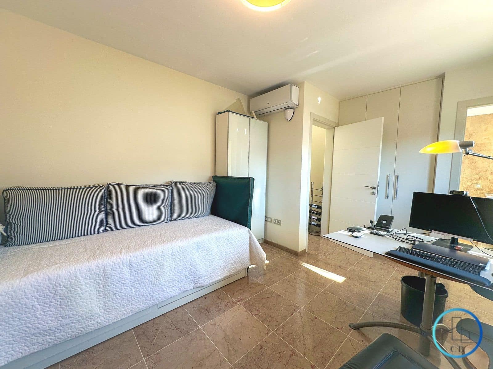 4 bedroom Villa for sale in Arona with pool garage - € 1,395,000 (Ref: 9471848)