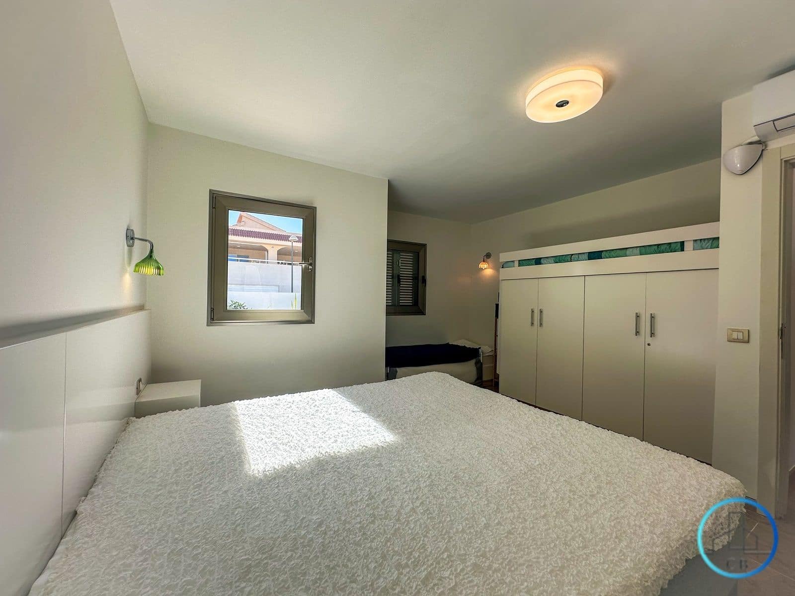 4 bedroom Villa for sale in Arona with pool garage - € 1,395,000 (Ref: 9471848)