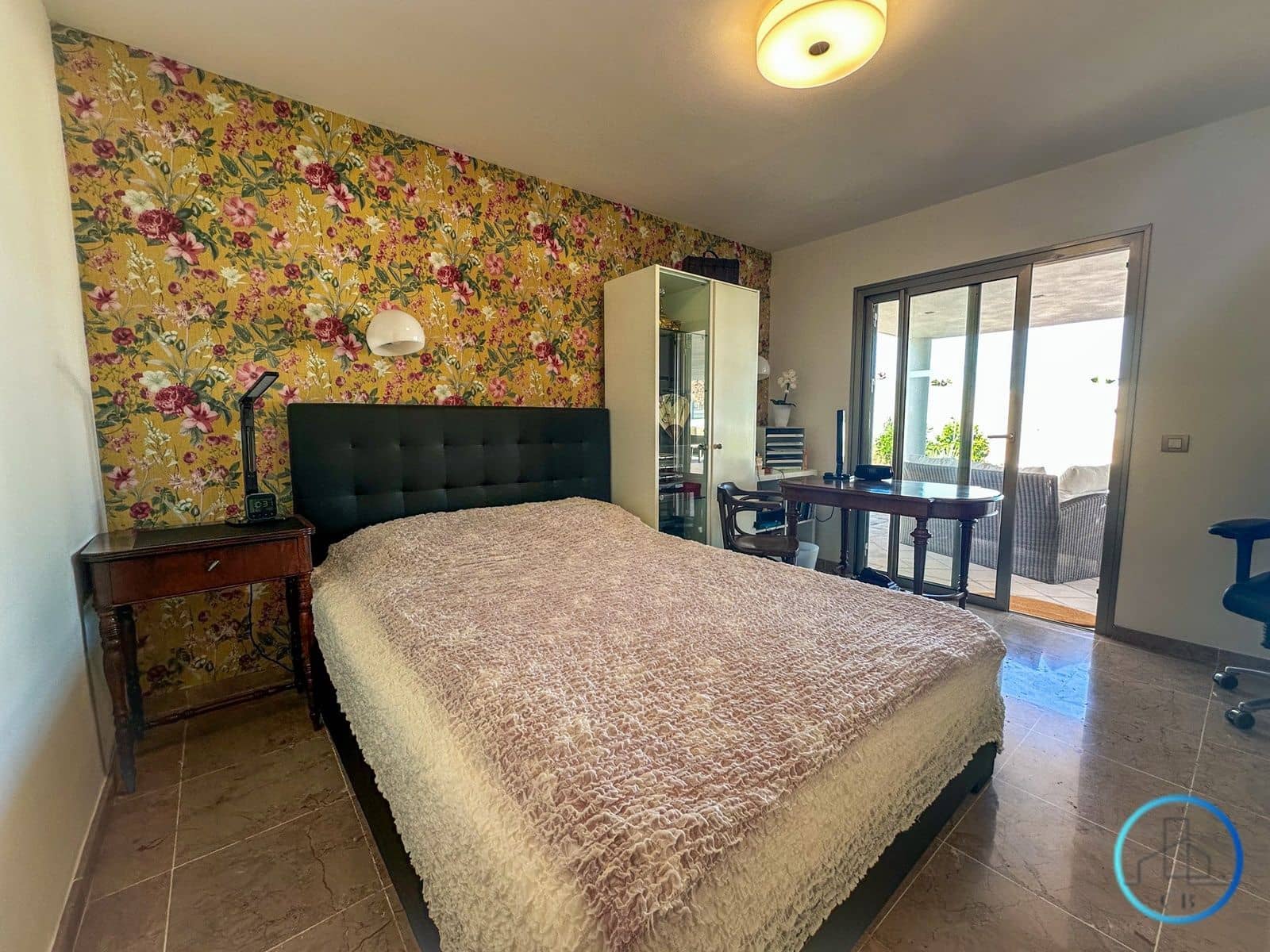 4 bedroom Villa for sale in Arona with pool garage - € 1,395,000 (Ref: 9471848)