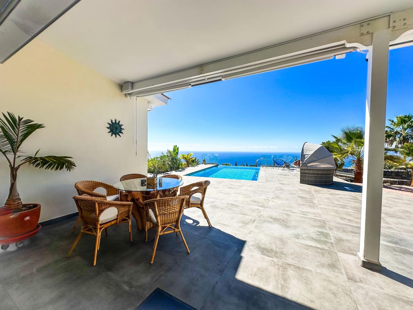 3 soverom Finca/Herregård til salgs i Chio med svømmebasseng garasje - € 1 320 000 (Ref: 9471850)