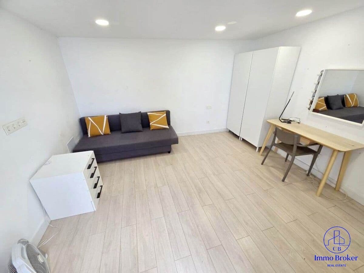 5 bedroom Finca/Country House for sale in Playa San Juan with garage - € 977,000 (Ref: 9471852)