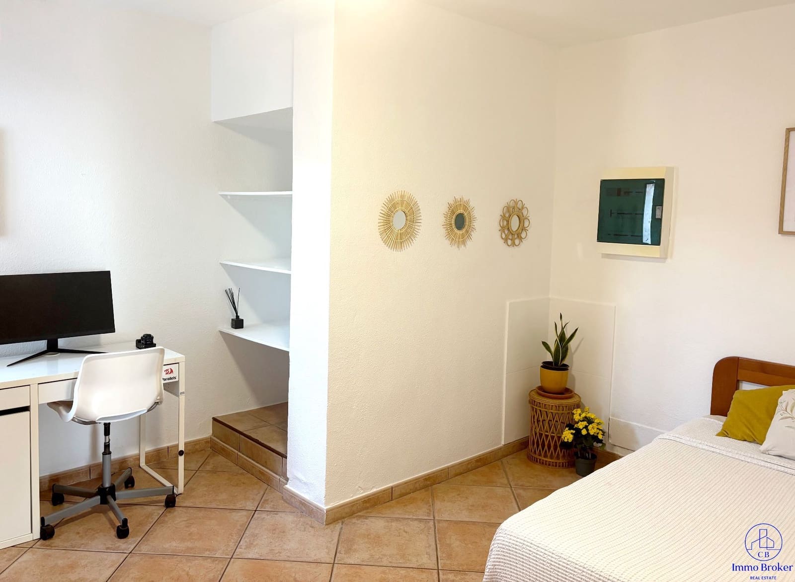 5 bedroom Finca/Country House for sale in Playa San Juan with garage - € 977,000 (Ref: 9471852)