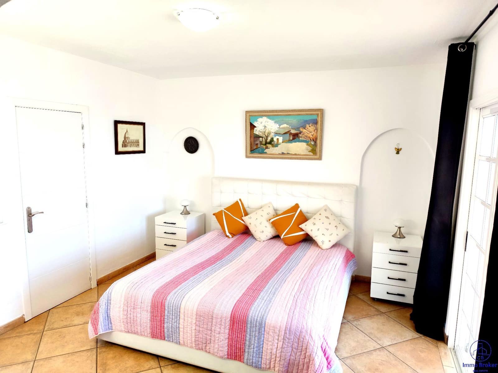 5 bedroom Finca/Country House for sale in Playa San Juan with garage - € 977,000 (Ref: 9471852)