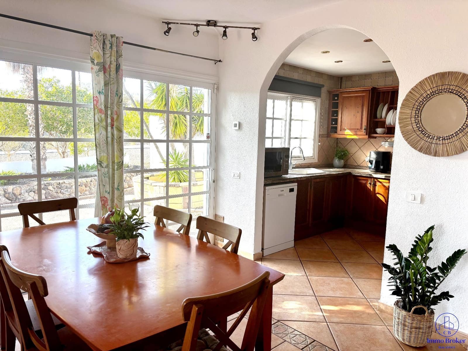 5 bedroom Finca/Country House for sale in Playa San Juan with garage - € 977,000 (Ref: 9471852)