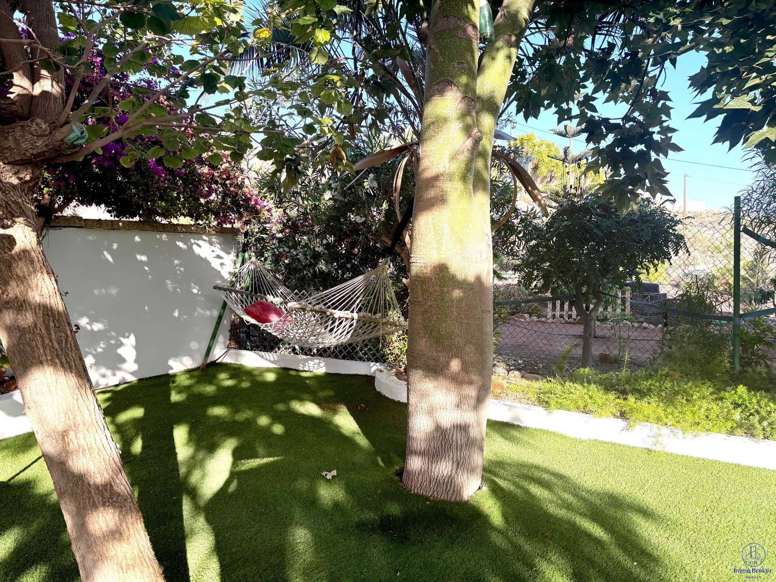 5 bedroom Finca/Country House for sale in Playa San Juan with garage - € 977,000 (Ref: 9471852)