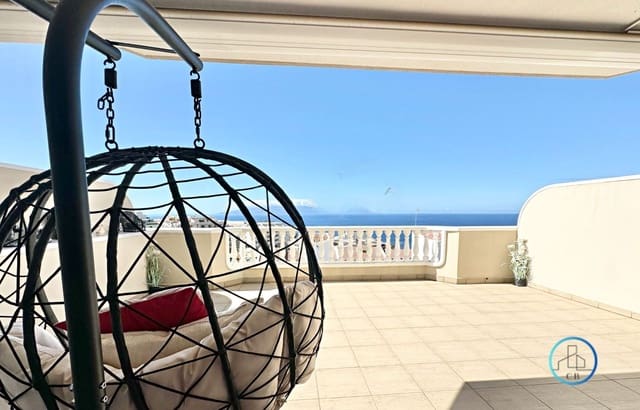 3 soverom Leilighet til salgs i Los Gigantes, Santiago del Teide med svømmebasseng garasje - € 600 000 (Ref: 9471860)