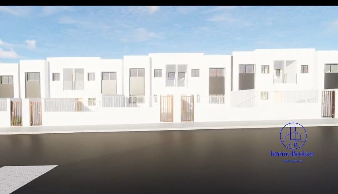 3 soveværelse Lejlighed til salg i Llano del Camello med swimmingpool garage - € 325.500 (Ref: 9471863)