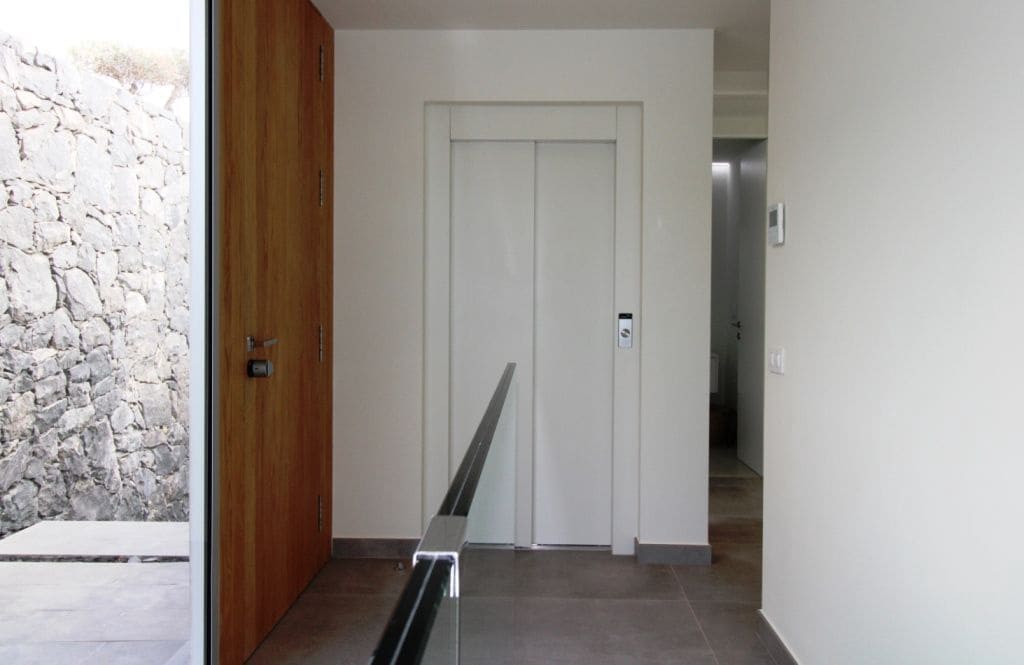 3 makuuhuone Huvila myytävänä paikassa Adeje mukana 
autotalli - 1 490 000 € (Ref: 9471865)