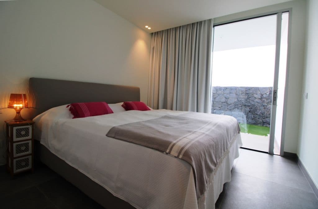 3 makuuhuone Huvila myytävänä paikassa Adeje mukana 
autotalli - 1 490 000 € (Ref: 9471865)