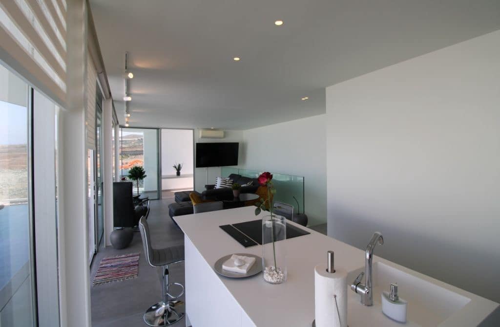 3 makuuhuone Huvila myytävänä paikassa Adeje mukana 
autotalli - 1 490 000 € (Ref: 9471865)