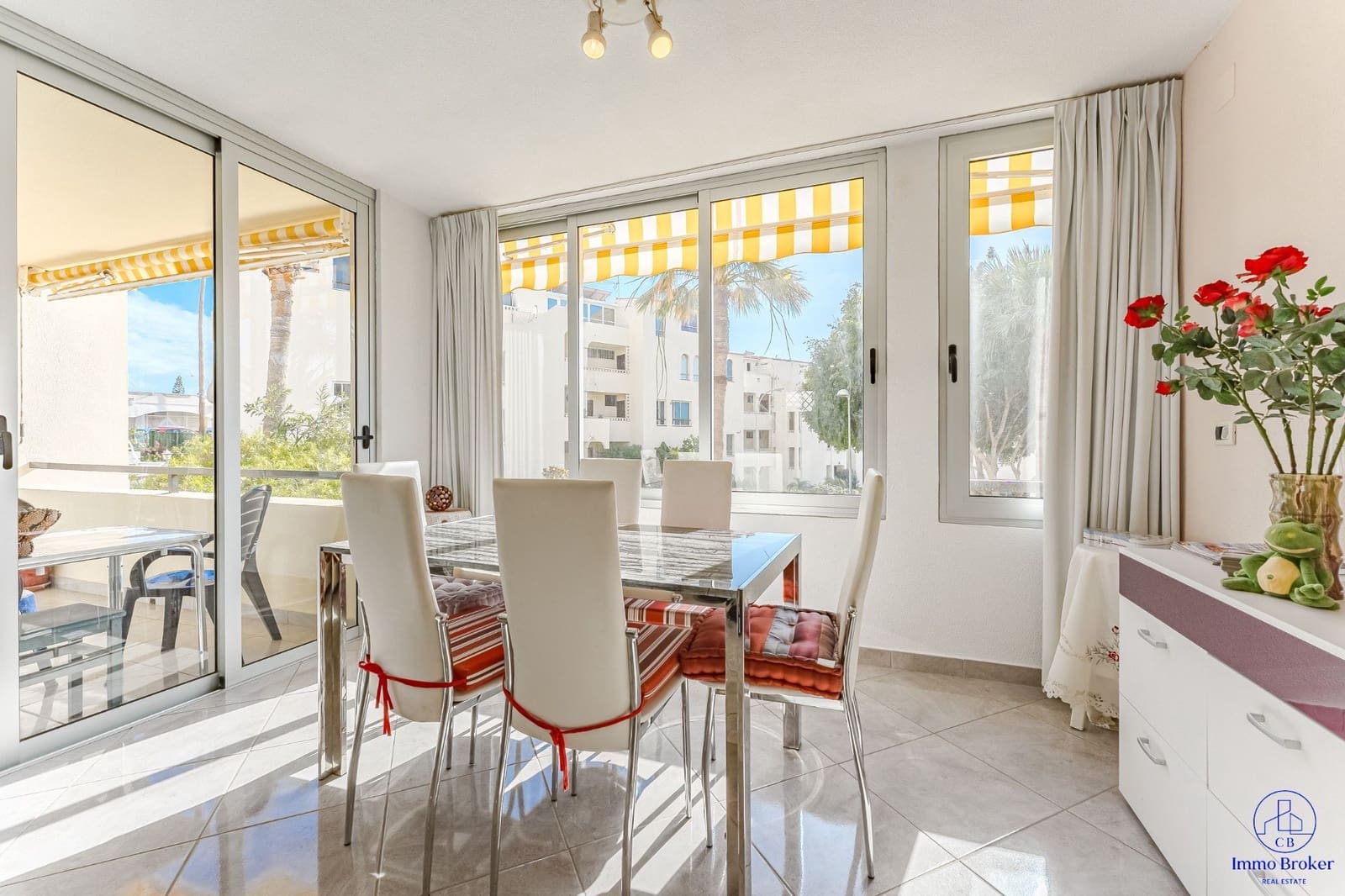 2 bedroom Flat for sale in Adeje - € 345,000 (Ref: 9471871)