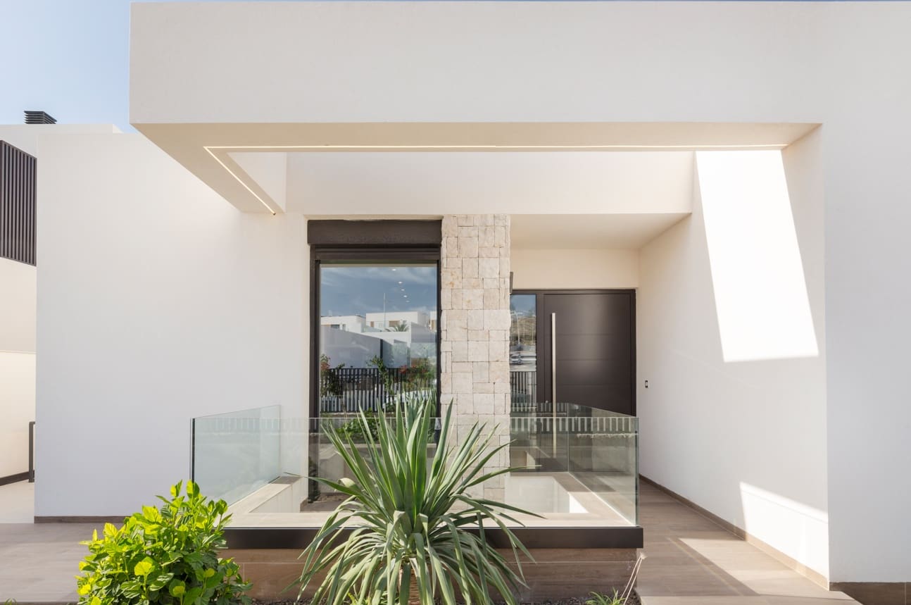 3 bedroom Villa for sale in Algorfa with pool garage - € 1,190,000 (Ref: 9471876)