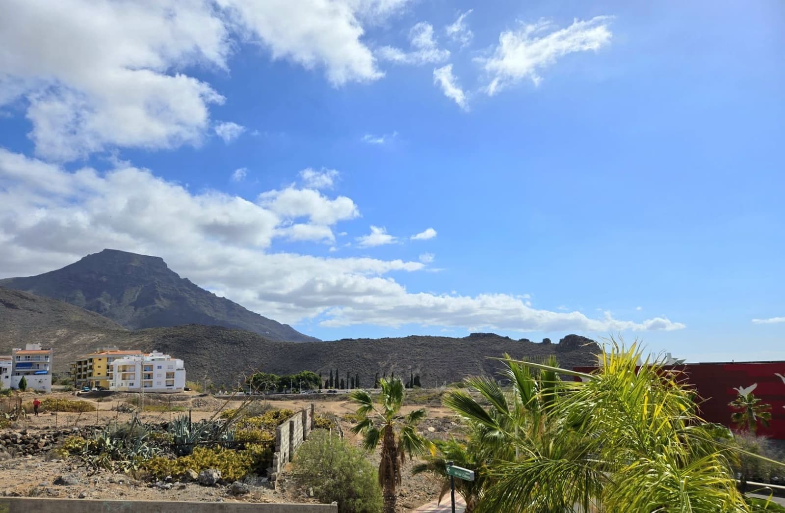 3 makuuhuone Paritalo myytävänä paikassa Adeje mukana 
autotalli - 550 000 € (Ref: 9471878)