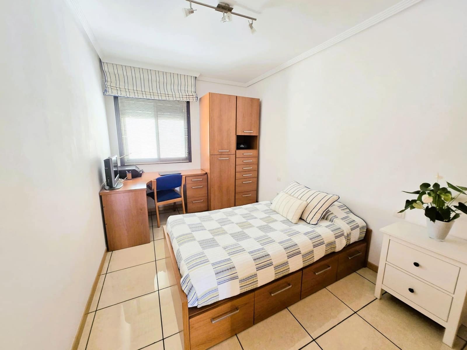 3 makuuhuone Paritalo myytävänä paikassa Adeje mukana 
autotalli - 550 000 € (Ref: 9471878)