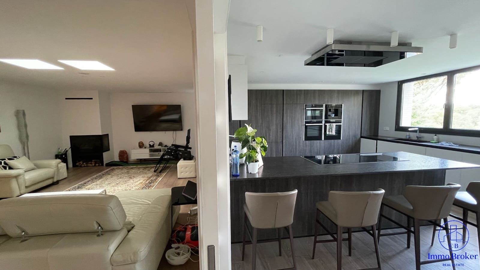 8 bedroom Villa for sale in Santa Cristina d'Aro with pool garage - € 2,800,000 (Ref: 9629668)