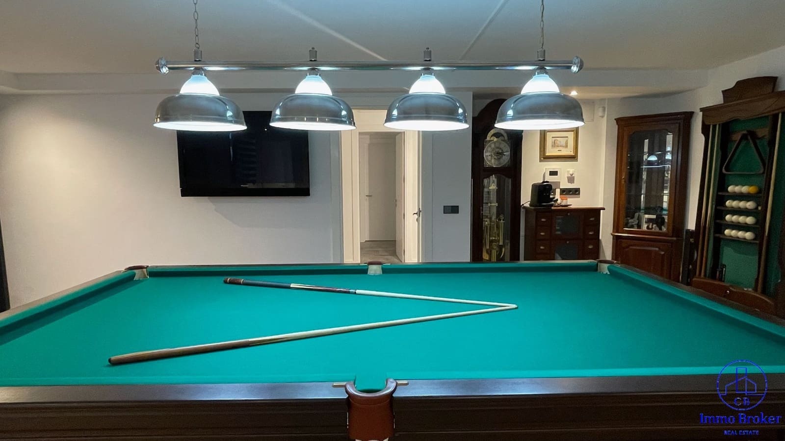 8 bedroom Villa for sale in Santa Cristina d'Aro with pool garage - € 2,800,000 (Ref: 9629668)