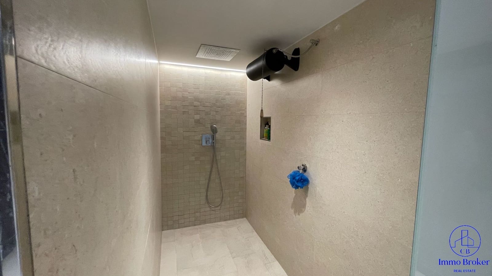 8 bedroom Villa for sale in Santa Cristina d'Aro with pool garage - € 2,800,000 (Ref: 9629668)