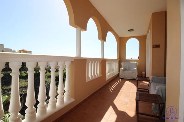 Piso de 2 habitaciones en Callao Salvaje - Playa Paraíso, Adeje en venta con piscina garaje - 340.000 € (Ref: 9738016)