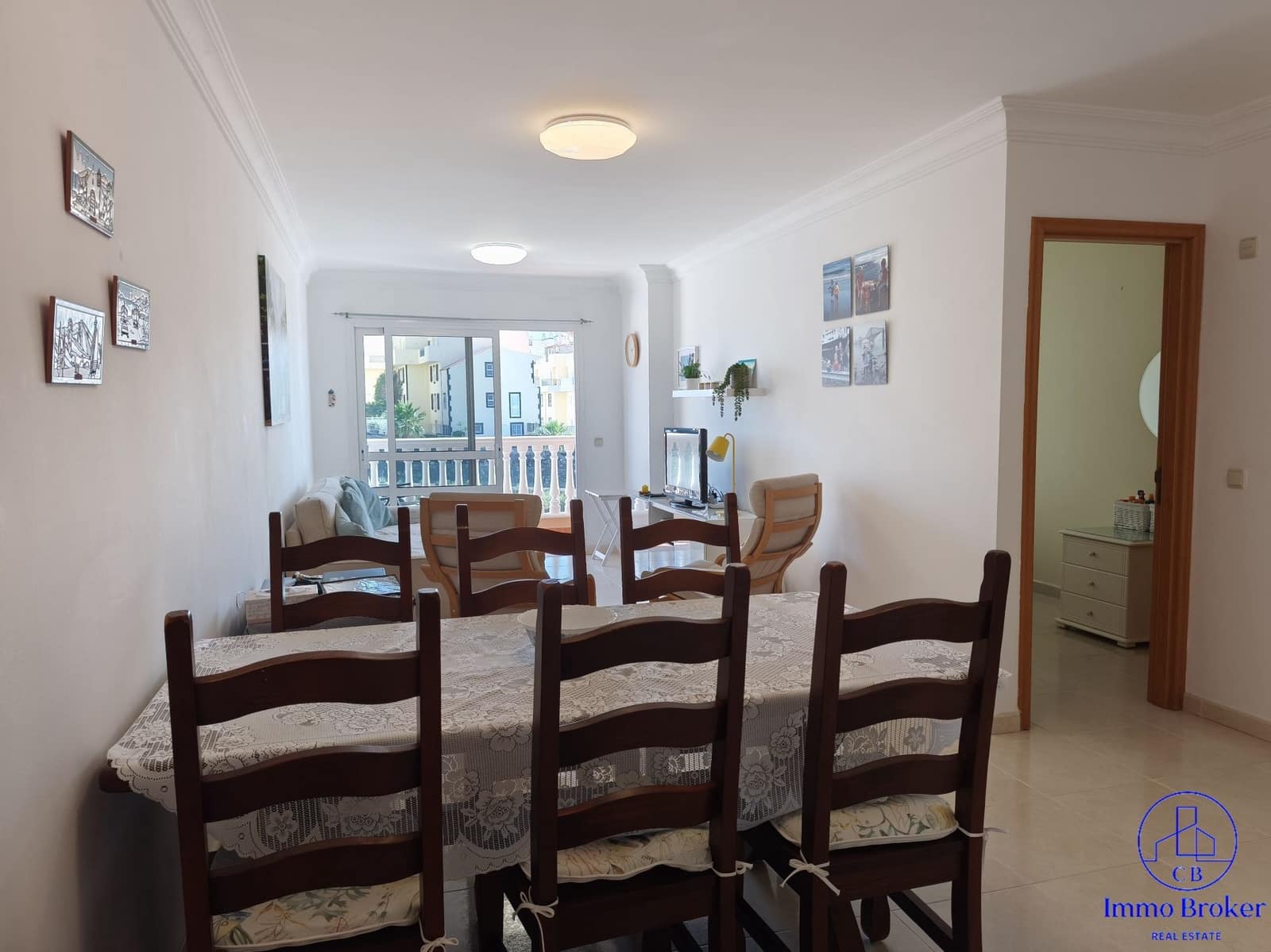 2 bedroom Flat for sale in Adeje with pool garage - € 340,000 (Ref: 9738016)