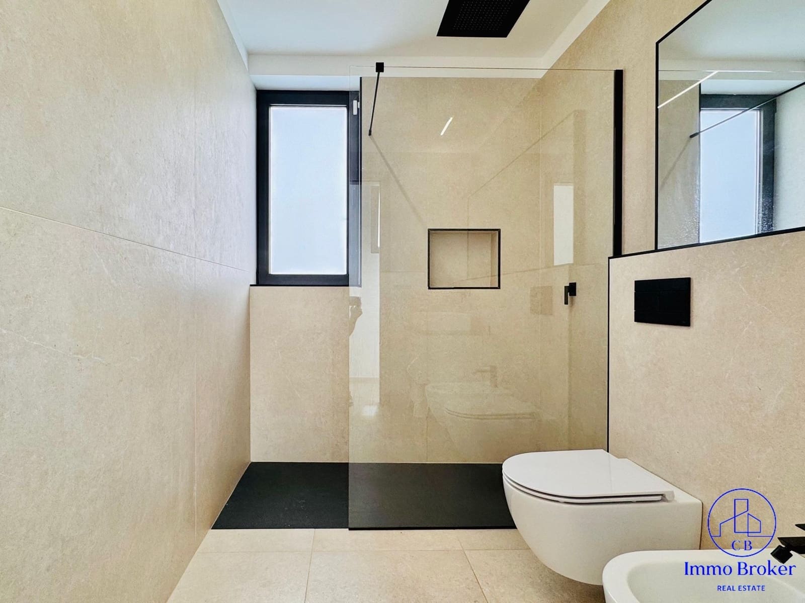 3 sovrum Villa till salu i La Oliva med garage - 635 000 € (Ref: 9755356)