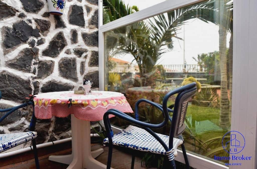 15 soveværelse Villa til salg i El Medano med swimmingpool garage - € 1.750.000 (Ref: 9758545)