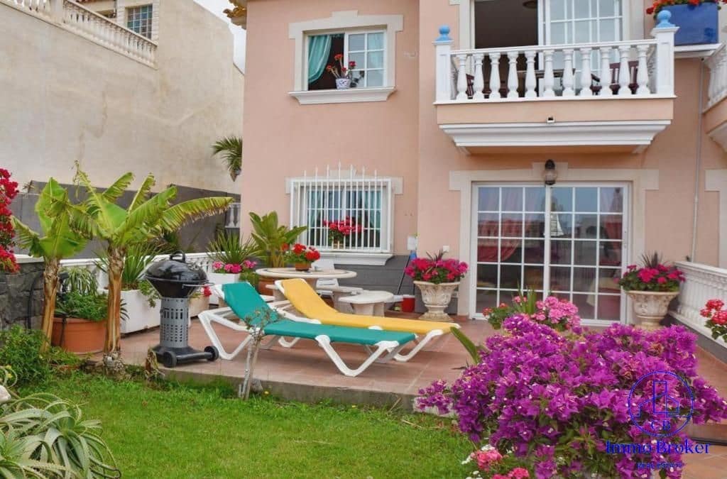 15 soveværelse Villa til salg i El Medano med swimmingpool garage - € 1.750.000 (Ref: 9758545)