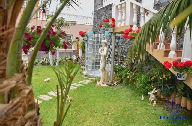 15 soveværelse Villa til salg i El Medano, Granadilla de Abona med swimmingpool garage - € 1.750.000 (Ref: 9758545)