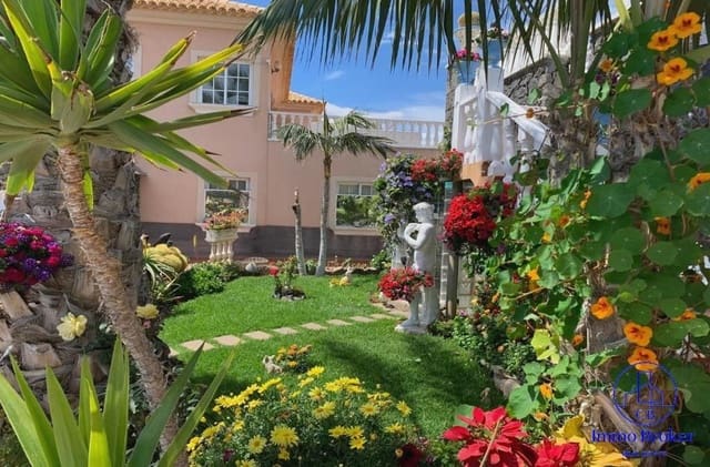 15 soveværelse Villa til salg i El Medano, Granadilla de Abona med swimmingpool garage - € 1.750.000 (Ref: 9758545)