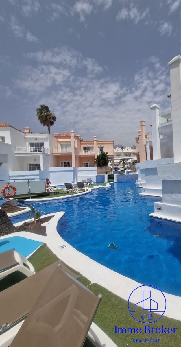 1 slaapkamer Flat te koop in Costa Adeje met zwembad - € 318.000 (Ref: 9788009)