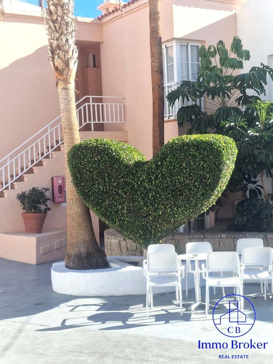 1 slaapkamer Flat te koop in Costa Adeje met zwembad - € 318.000 (Ref: 9788009)