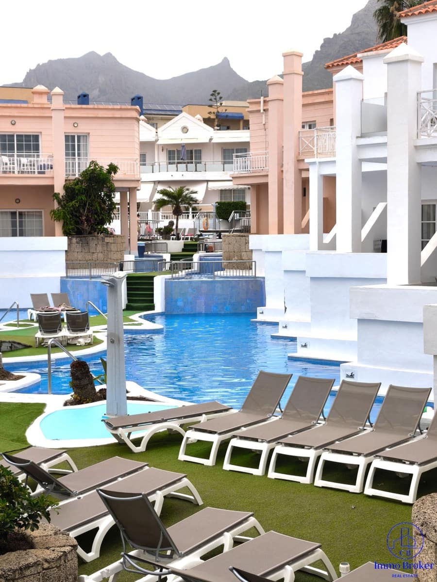 1 slaapkamer Flat te koop in Costa Adeje met zwembad - € 318.000 (Ref: 9788009)