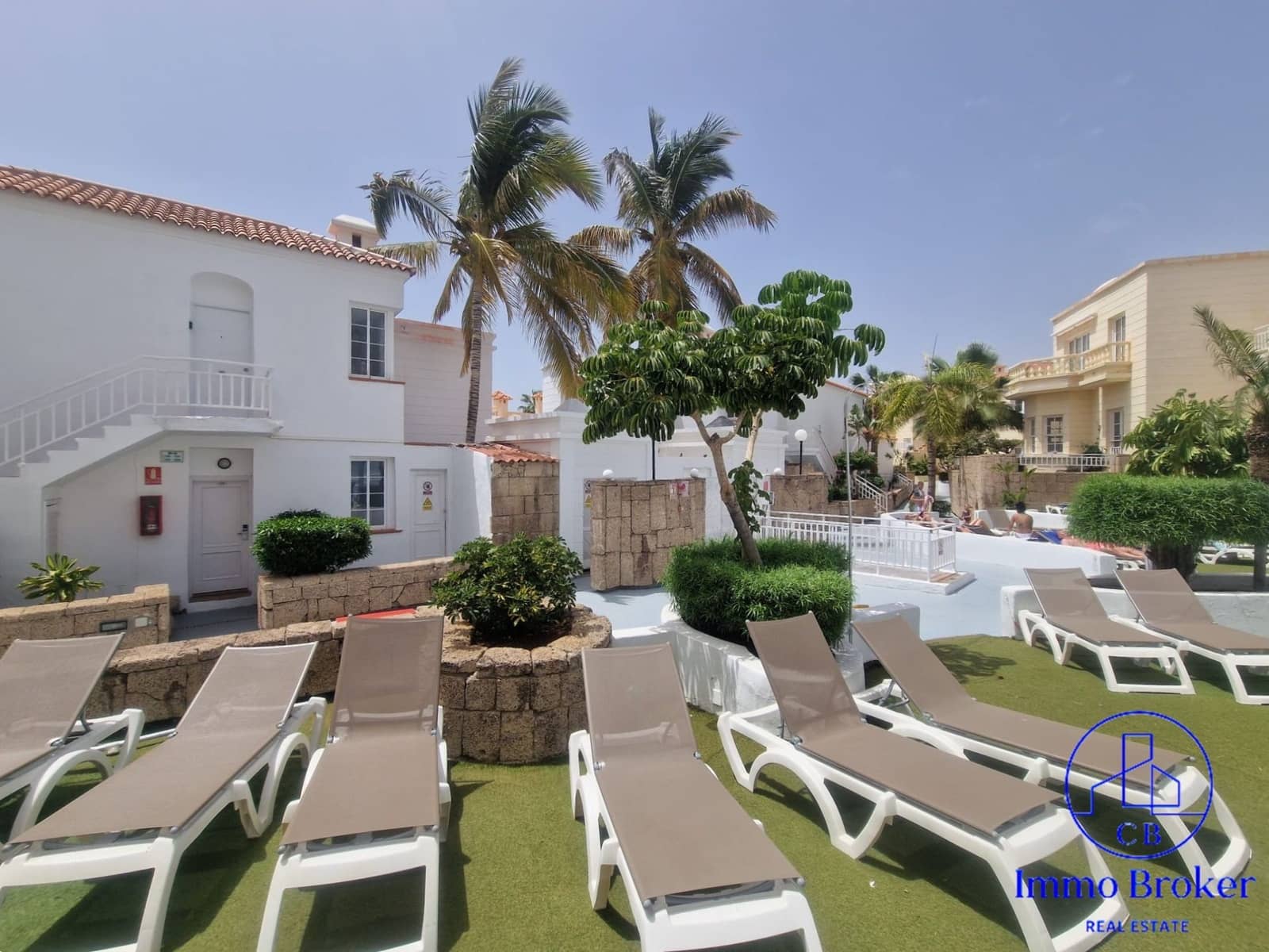 1 slaapkamer Flat te koop in Costa Adeje met zwembad - € 318.000 (Ref: 9788009)