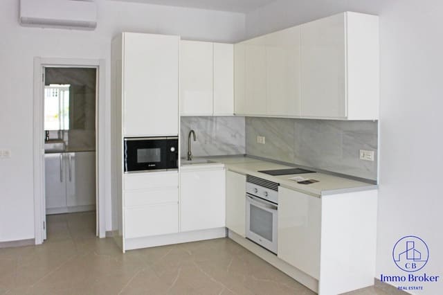 1 slaapkamer Flat te koop in Costa Adeje, Adeje met zwembad - € 310.000 (Ref: 9788010)