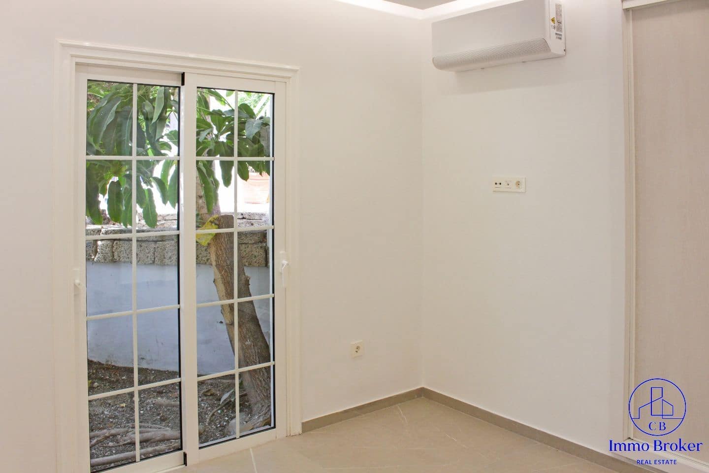 1 slaapkamer Flat te koop in Costa Adeje met zwembad - € 310.000 (Ref: 9788010)