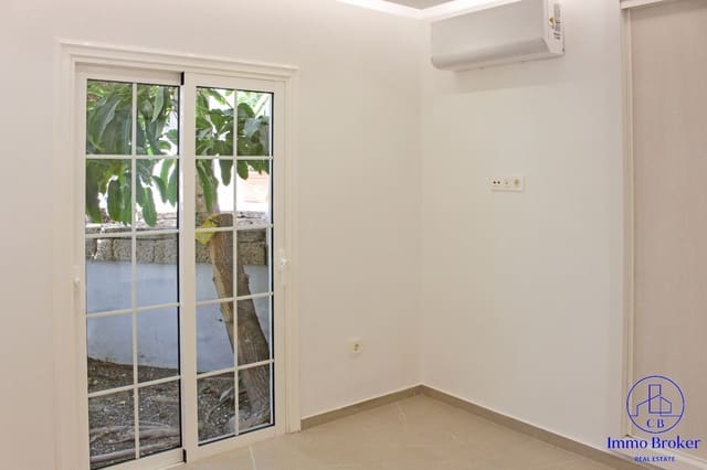 1 slaapkamer Flat te koop in Costa Adeje, Adeje met zwembad - € 310.000 (Ref: 9788010)